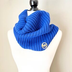 Michael Kors Neck Warmer Tube Scarf